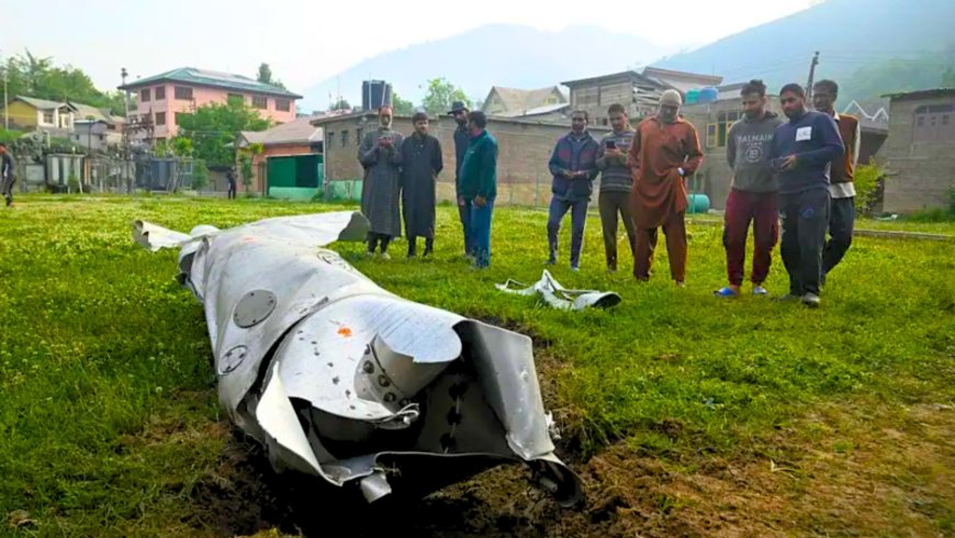 Tensions Escalate as Two Aircraft Downed in Indian-Administered Jammu and Kashmir - Bio Points News