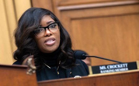 Jasmine Crockett Weighs Texas Senate Bid as Polls Show Early Primary Lead - Bio Points News